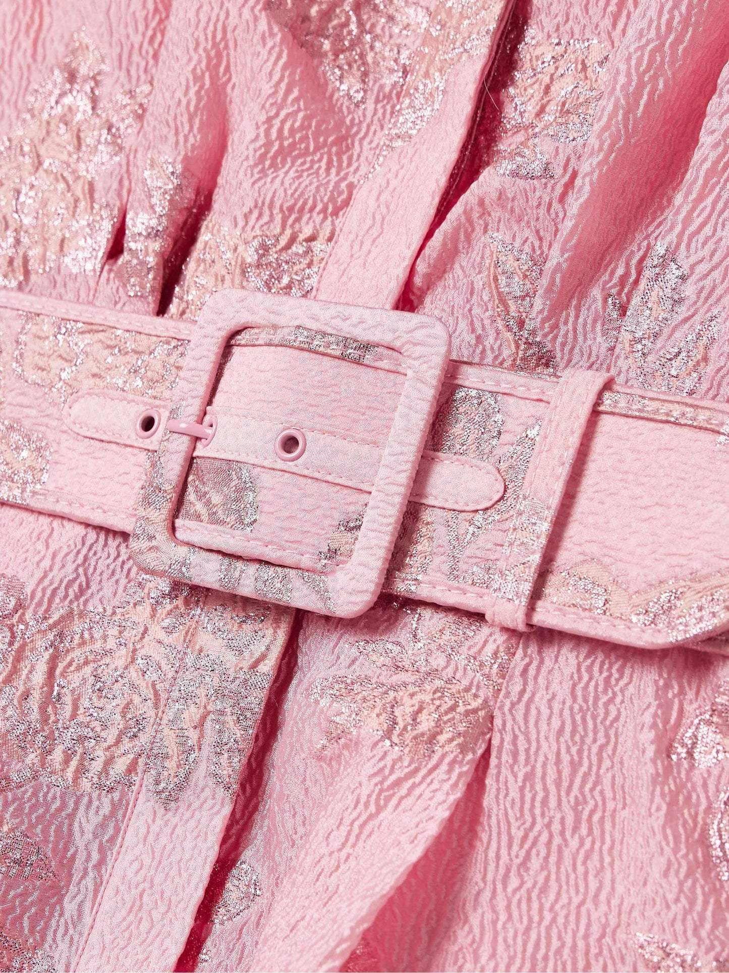 Anabella™ | Kort Klänning med Romantiska Puffärmar